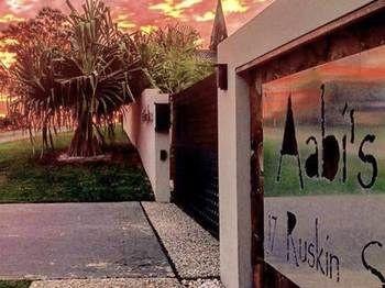 The Hide Byron Bay Guest house